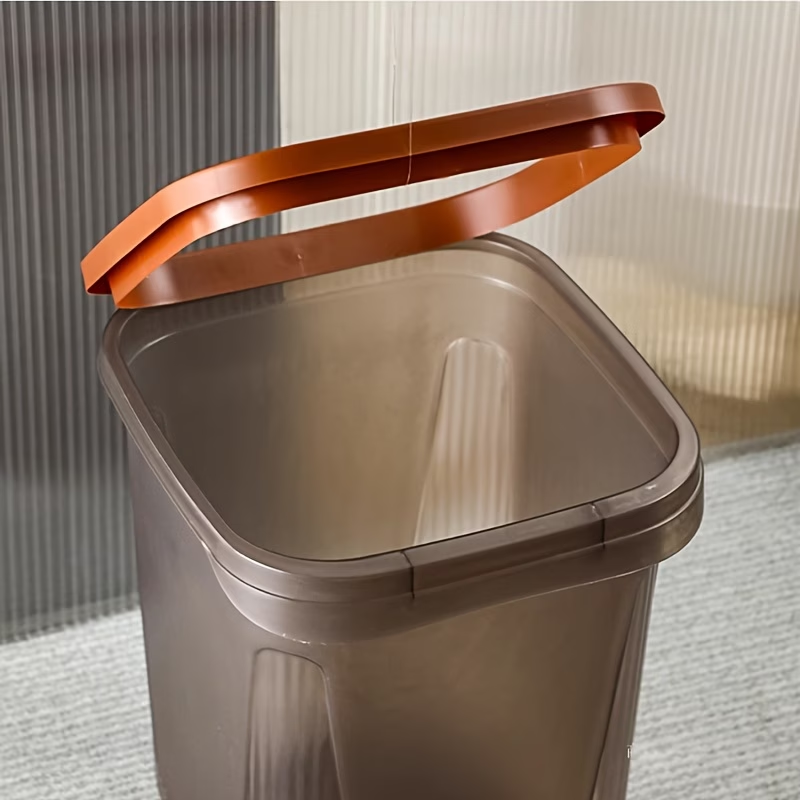 Two heavy-duty plastic trash cans - odor-proof and leak-proof cylindrical trash cans