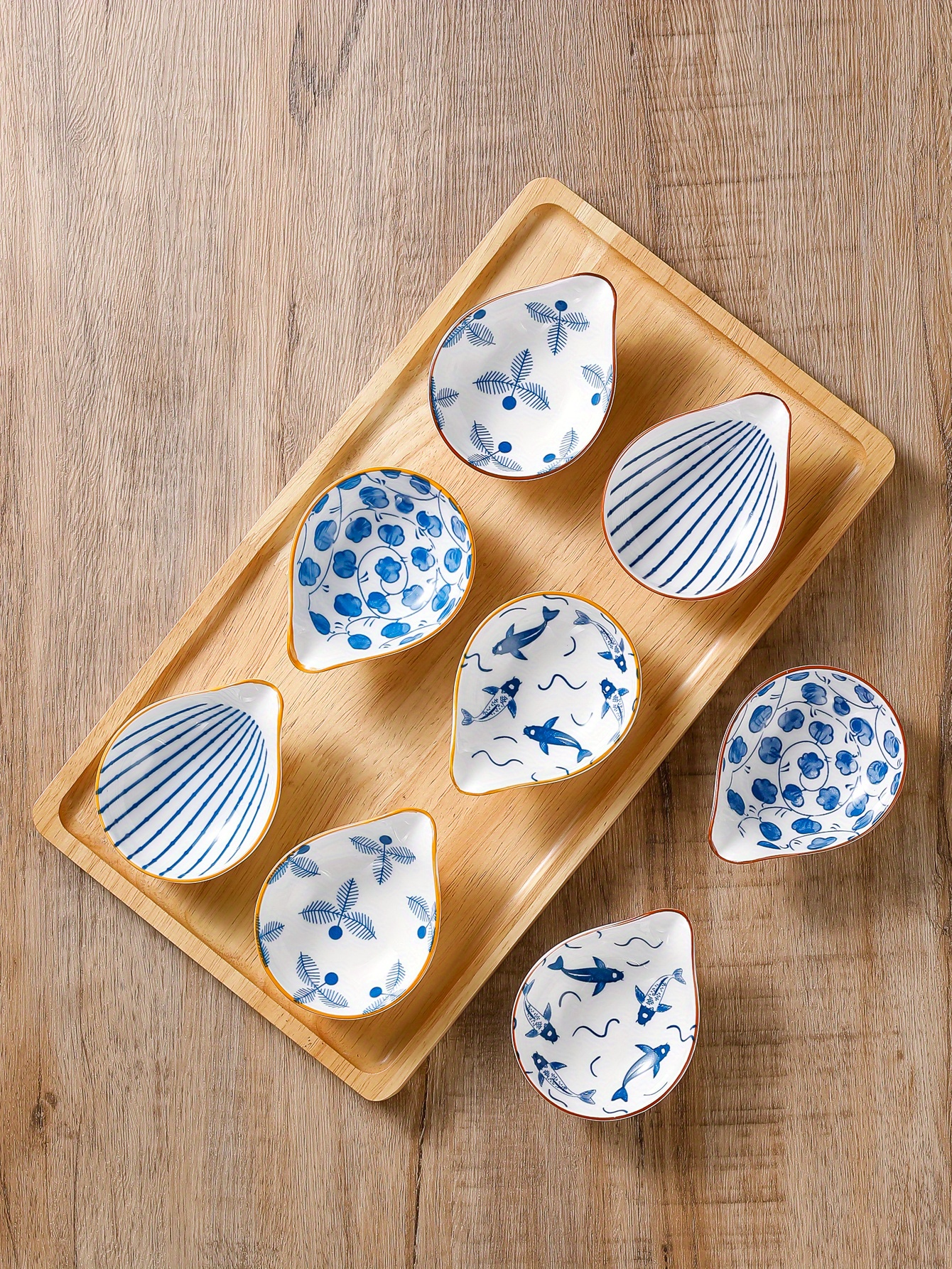 Japanese-style porcelain condiment dish, household soy sauce dish, vinegar dish