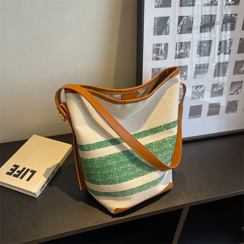 New Fashion Simple Tote Bag Large Capacity Bucket Bag Soft Canvas Shoulder Bag for Women