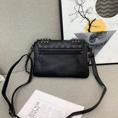 Women bag retro chain wrist fashion  women bag rivet skull woman shoulder straddle handbag