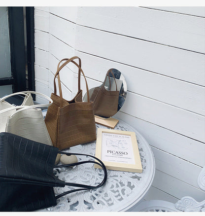 New Top Grain Leather Female Elegant Leather Crocodile Pattern Handbags Cowhide Purses Bucket Bags