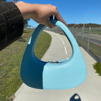 2026 European And American Personalized Design Triangle Stereo Round Bag Female Underarm Bag New Sac