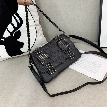Women bag retro chain wrist fashion  women bag rivet skull woman shoulder straddle handbag