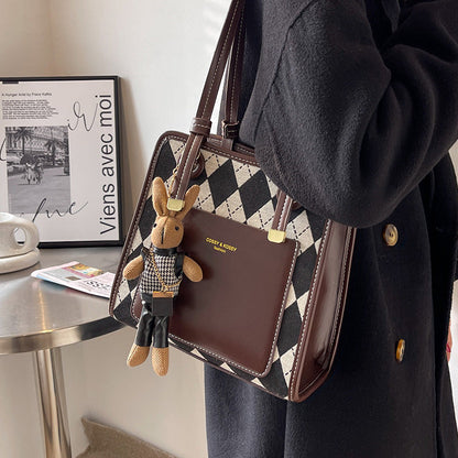 New Fashion Cross-body Bag Fashion Shoulder Bag Student Bag Women’s 2026 Autumn and Winter PU Single Guangdong Pendant Geometric