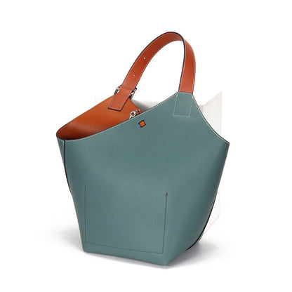 Fashionable leather handbag Large capacity single shoulder messenger underarm bag Commuting Tote bag
