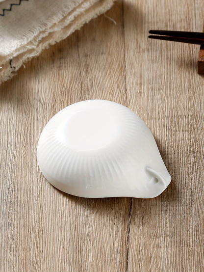 Japanese-style porcelain condiment dish, household soy sauce dish, vinegar dish